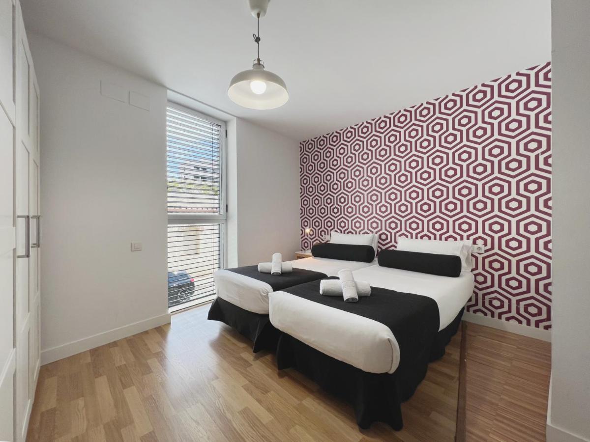 Stay U-Nique Apartments Pellaires Барселона Екстериор снимка