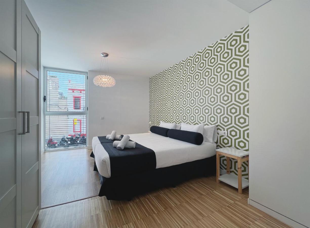 Stay U-Nique Apartments Pellaires Барселона Екстериор снимка