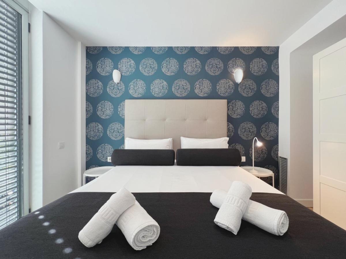 Stay U-Nique Apartments Pellaires Барселона Екстериор снимка